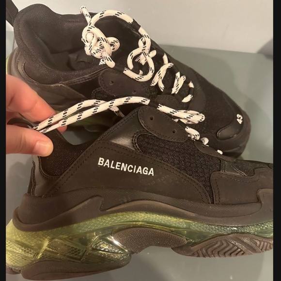 Balenciaga triple S with box and dust bag - Picture 3 of 3